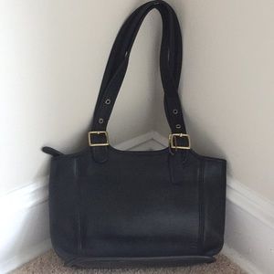 Classic Coach Shoulder Bag